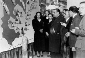 Comissariat de Propaganda de la Generalitat de Catalunya · Exposición 16 meses de guerra · Madrid · 1937