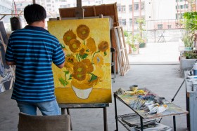 Dafen Oil Painting Village · pintores-trabajadores