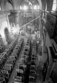 Salvaguarda del Patrimonio Artístico Catalán durante la Guerra Civil española · Depósito de obras en la Iglesia de Sant Esteve · Olot