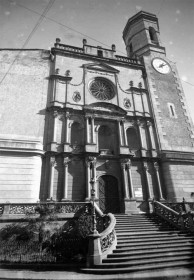 Salvaguarda del Patrimonio Artístico Catalán durante la Guerra Civil española · Depósito de obras en la Iglesia de Sant Esteve · Olot · Fachada principal