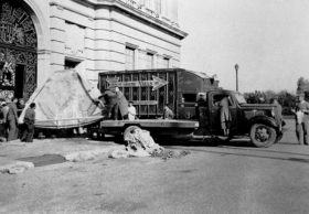 Salvaguarda del Patrimonio Artístico Catalán durante la Guerra Civil Española · Traslado a Olot de las obras del Museu d’Art de Catalunya